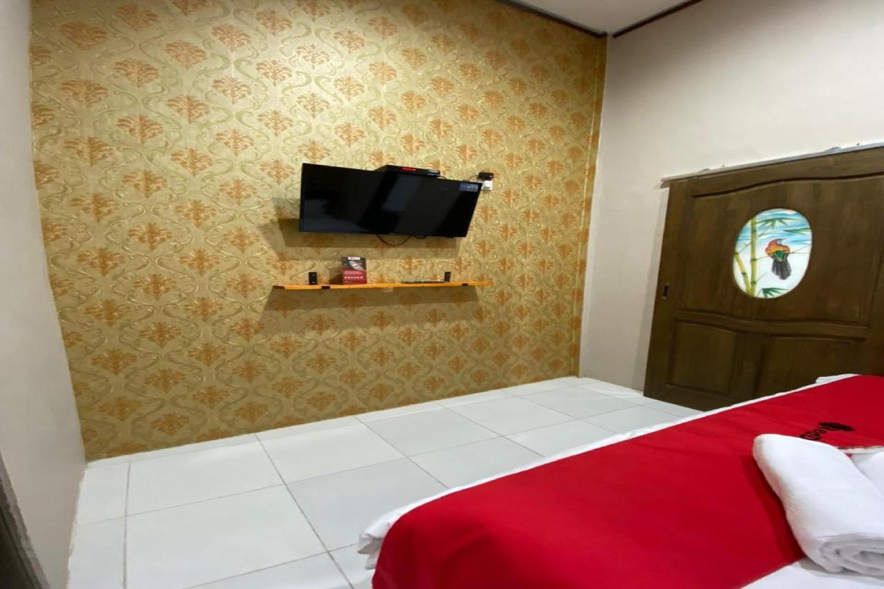 Hotel Reddoorz Near Mojokerto Train Station Exteriér fotografie