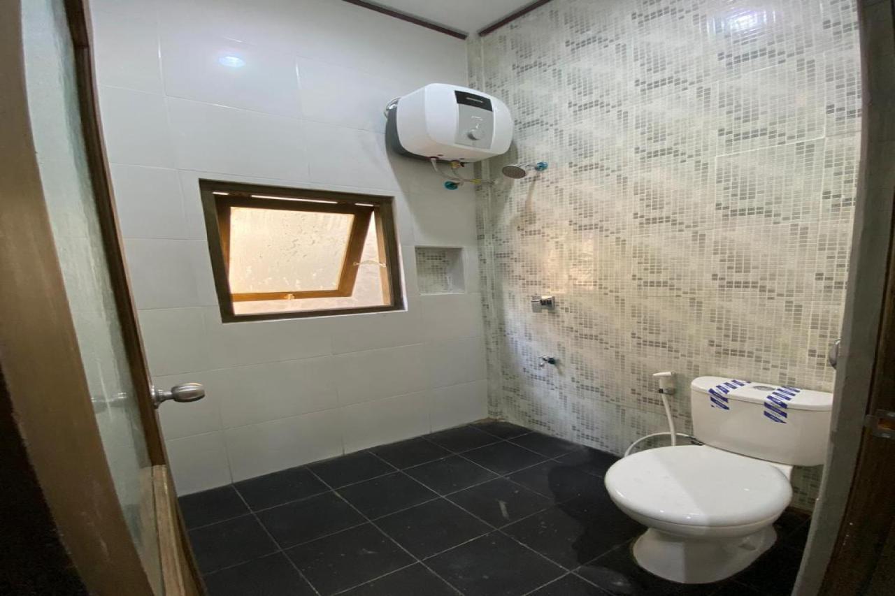 Hotel Reddoorz Near Mojokerto Train Station Exteriér fotografie