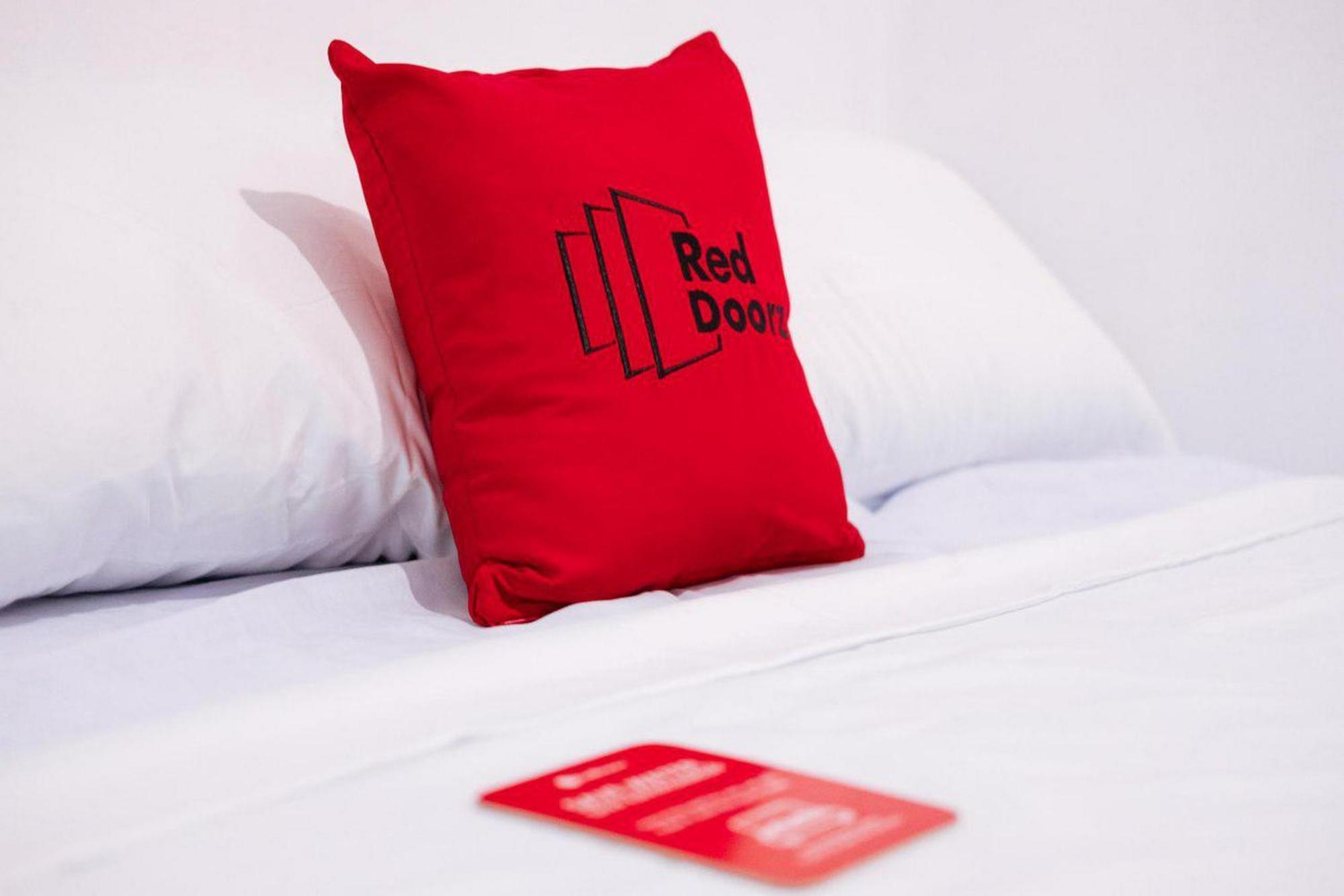 Hotel Reddoorz Near Mojokerto Train Station Exteriér fotografie